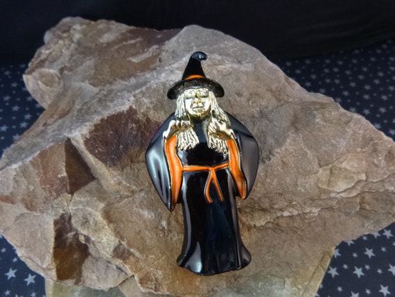 Spooky Halloween Witch Vintage Pin | Large AJC Ti… - image 6