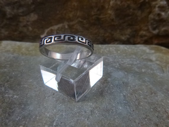 Southwest Flair Vintage Sterling Silver Decorative Band Ring Signed CG Size 6 with Timeless Style