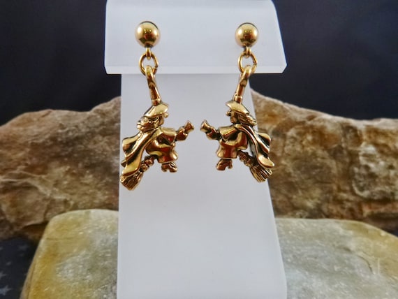 1994 Dangling Witch on Broom Vintage Avon Earrings | Rarely Found | Spooky Halloween Post Earrings in Original Box | Book Piece