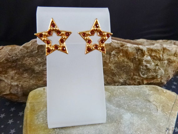 1994 Red Avon “Sparkle Star” Vintage Pierced Earrings in Original Box | Patriotic Republican Red  Rhinestone Star Earrings | Book Piece