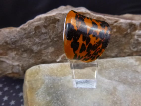 Vintage Tiger Pattern Glass Statement Ring | Size… - image 10