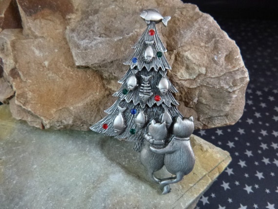 Perfect Cat Fantasy Christmas Pin | Whimsical Signed JJ (Jonette) Vintage Fish Decorated Christmas Tree Pewter Pin | Book Piece