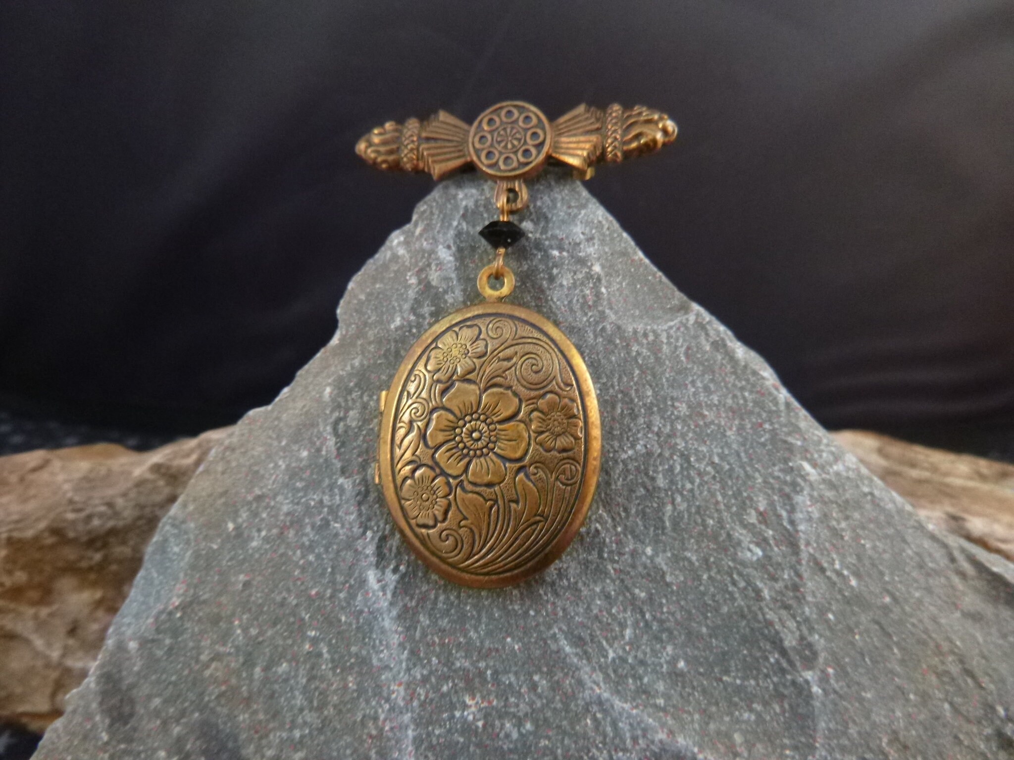 Locket brooch best sale