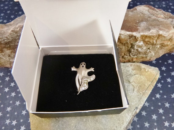 1995 Avon Halloween Little Ghost Vintage Lapel Tac Pin | Rare Find | Book Piece with Original Box