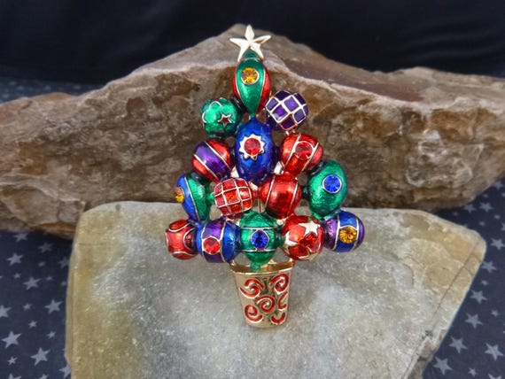 Large Christmas Ornament Tree Vintage Brooch | Unsigned Beauty | Book Piece | Festive Timeless Christmas Pin