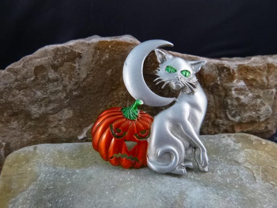 Halloween Cat, Moon, and Jack O Lantern Pumpkin Vintage Pin | Signed J.J. (Jonette) | Halloween Cat