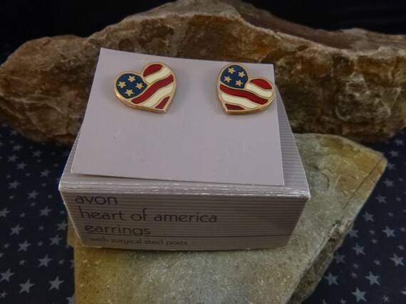 Avon “Heart of America” Patriotic Pierced Earrings in Original 1992 Box | Book Piece | Timeless Red White and Blue July 4 Heart Earrings