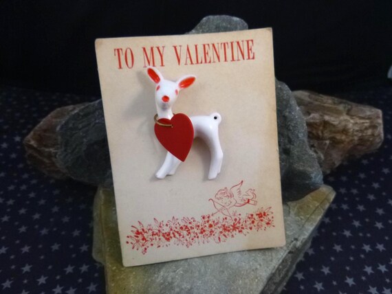 1950s What a Dear You Are Valentine’s Day Thermoset Plastic Deer with Red Heart | Vintage Valentine Pin on Original Card | Book Piece