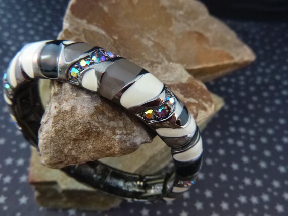 Joan Rivers Signed Vintage Stretch Bracelet | Black and White Zebra Inspired Bracelet with Arora Borealis Rhinestones