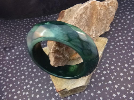Dark Green Hard Plastic Shinny Large Vintage Domed Bangle Bracelet with Marquise Diamond Shape Designs | Moonglow-like Look