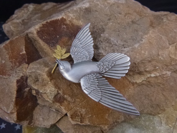 Large Dove of Peace with Laurel Branch Vintage Pin | JJ Signed | Pewter Pin with a Timeless Message | Peace Pin