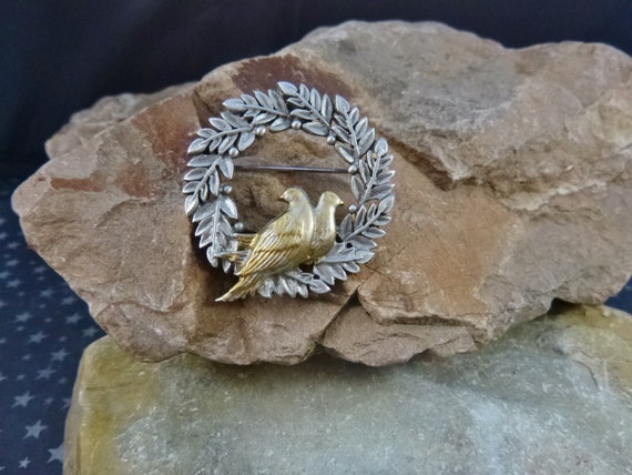 Doves of Peace Holiday or Any Day Wreath Brooch | Vintage JJ Pewter Pin with a Timeless Message