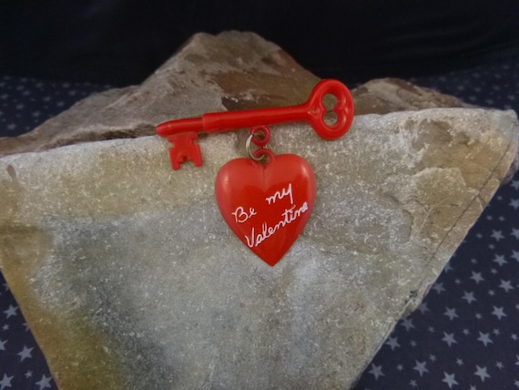 1950s Valentine Heart Brooch: Mid Century Red Plastic Key Pin