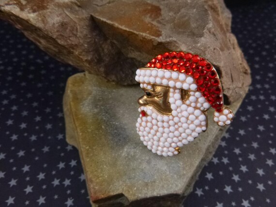 Old Fashioned Vintage Santa Claus Brooch | Large Red and White Side Profile of Santa | Vintage Christmas | Timeless Classic Santa Claus Pin