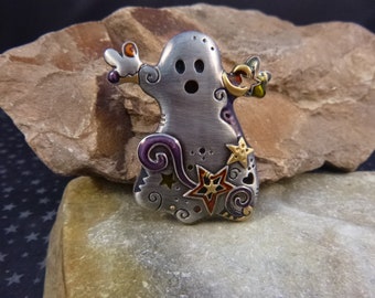 Adorable and Happy Vintage Ghost Halloween Pin with Stars and Hearts | Whimsical Vintage Halloween Pin