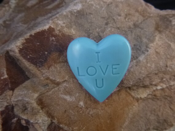 Mid-Century Blue Plastic Message Heart Pin| Rare Find | I Love U Vintage Sweetheart Pin