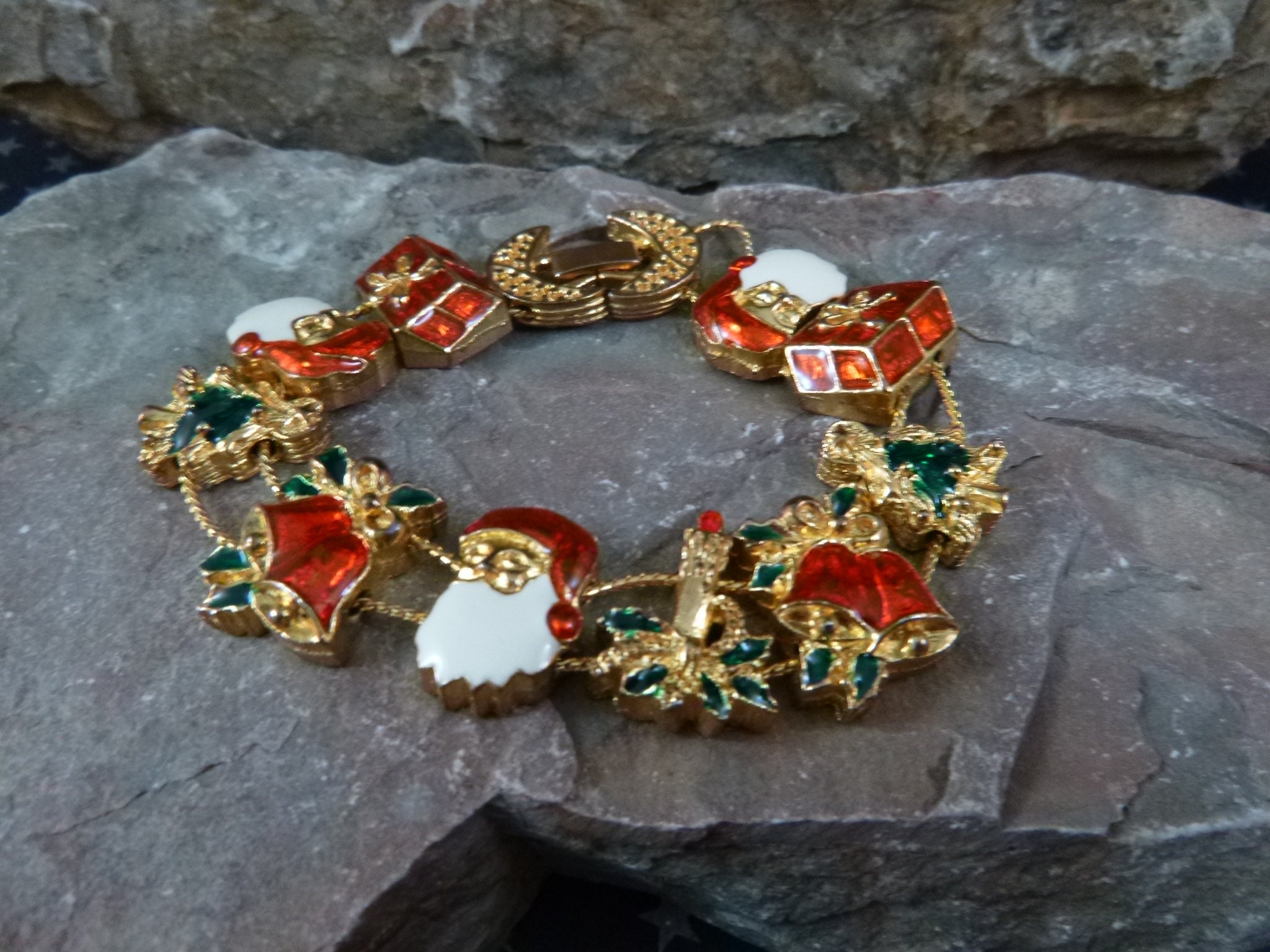 Vintage Christmas Charm Slide Bracelet Santa Claus Present Bell