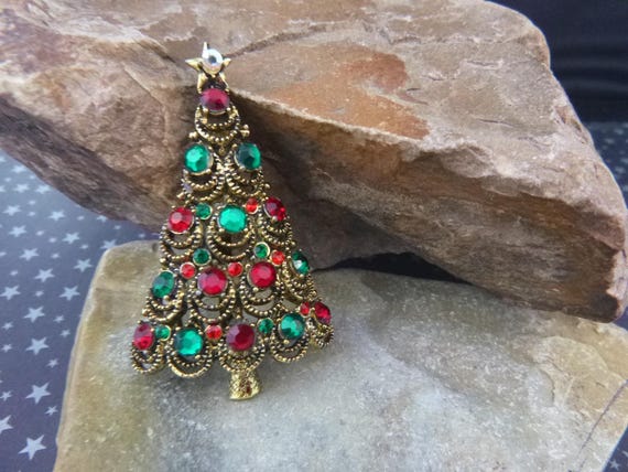 Vintage Pakula Christmas Tree Brooch: Red and Green Rhinestones | Book Piece