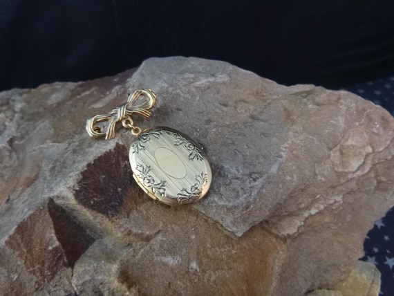 Victorian Revival Style Oval Locket Brooch | Dangling from Bow Locket Pin Holds Two Pictures
