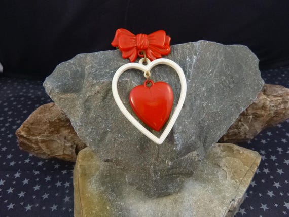 Heart Within a Heart 1950s Vintage Brooch | Mid-Century Thermoset Red Plastic Dangling Heart Brooch | Book Piece Rare Find | Valentine’s Day