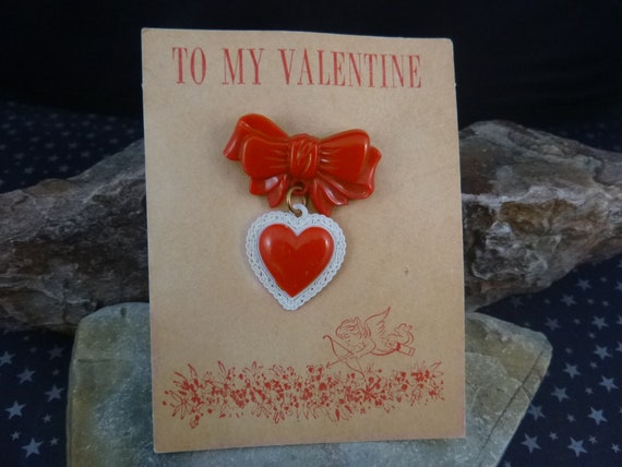 1950s Celluloid Plastic Red Valetine Heart Dangling from Bow Vintage Pin | To My Valentine Original Card | Book Piece