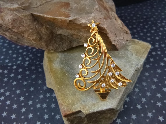 Open Style Vintage Swirl Christmas Tree Pin with Rhinestones