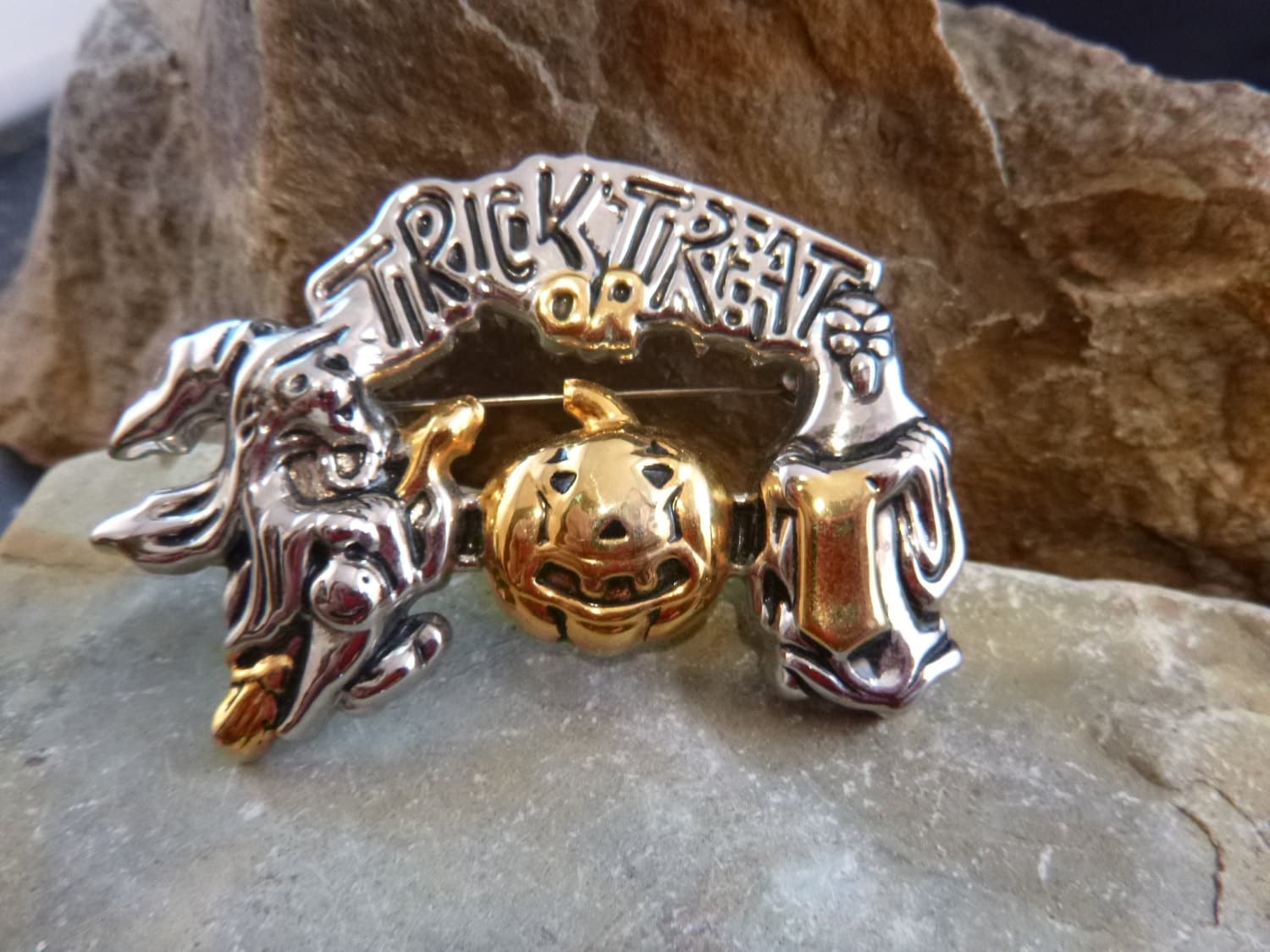 Large Vintage Halloween Trick or Treat Spooky Pin or Pendant Witch Jack ...