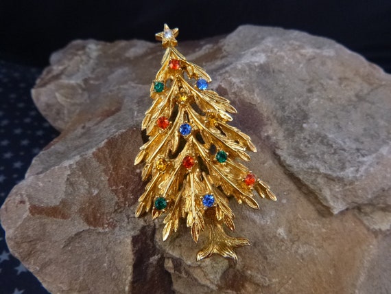 Vintage ART Signed Collectible Christmas Tree Brooch with Rhinestones | Christmas Tree Pin | Book Piece