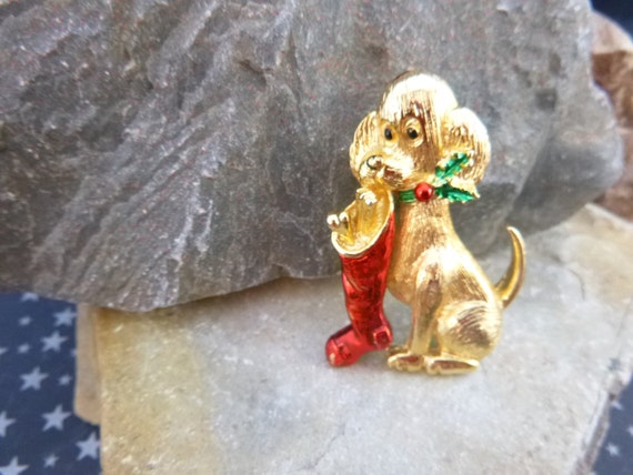 Adorable Puppy with Christmas Stocking Vintage Gerry’s Pin