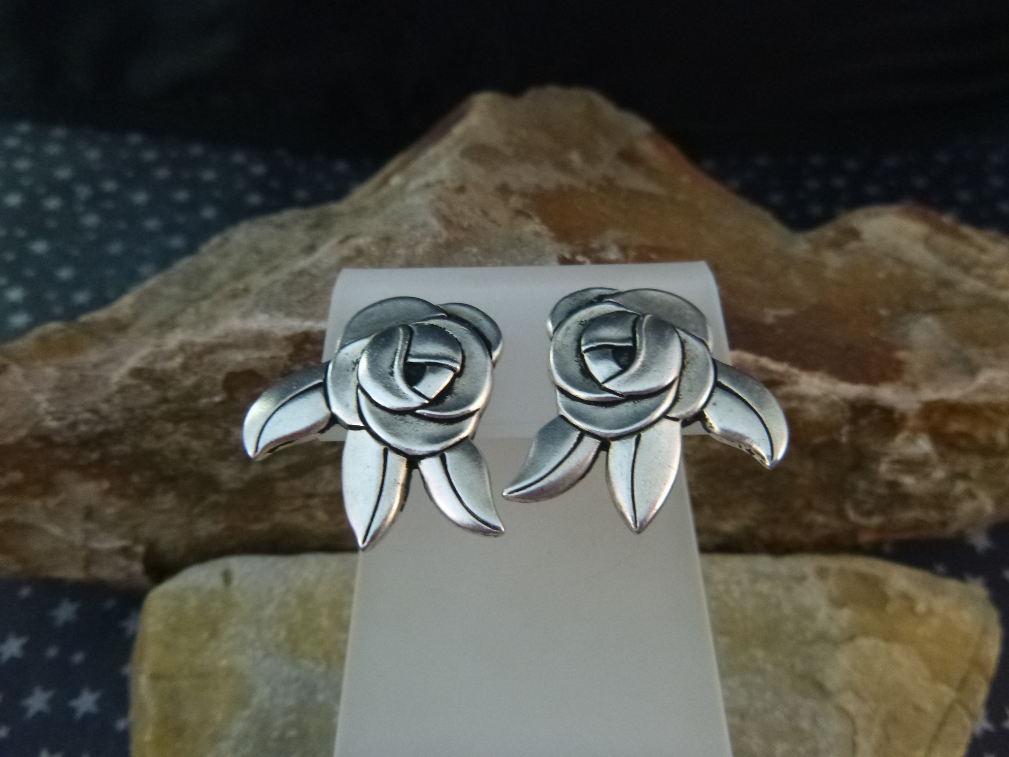 Vintage laurel shop burch earrings