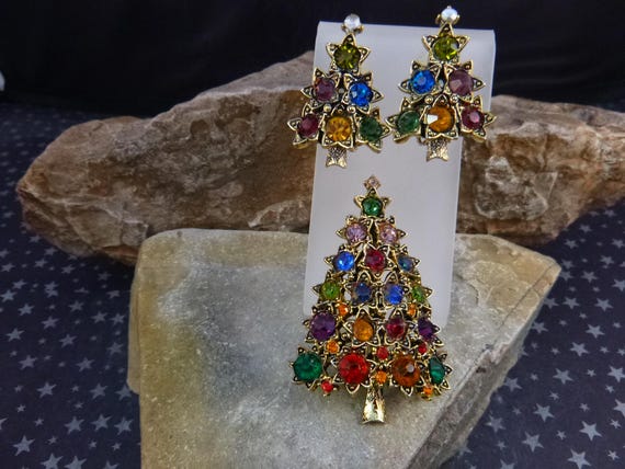 Vintage Hollycraft  Christmas “Flower Tree” Brooch with Matching Earrings   | Rare Find | Book Piece