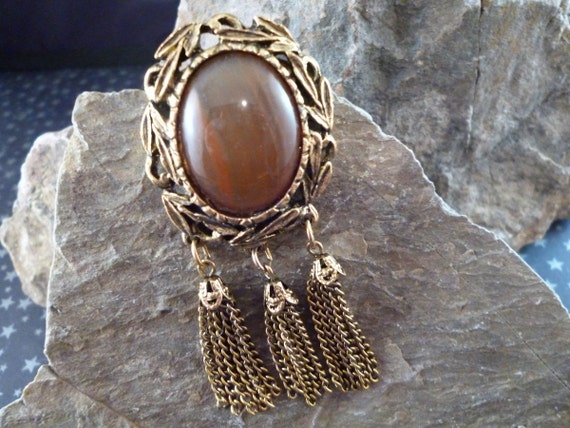 Victorian Revival Style Brooch with Polished Semi-Precious Stone Cabochon circa l970s
