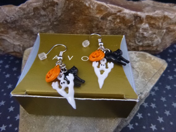 1999 Cute Halloween Drop Earrings with White Ghost, Orange Pumpkin, Black Cat | Vintage Avon Pierced Earrings | Original Box | Book Piece