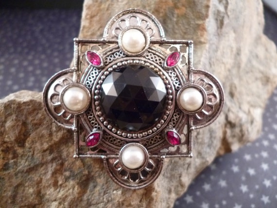 Gothic Crest Style J.J. 1988 signed Rhinestone and Faux Pearl Antiqued Silver Tone Jonette Brooch