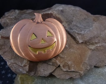 Smiling Copper Jack O Lantern Vintage Pin | Halloween Pumpkin | Fun Whimsical Halloween Pin