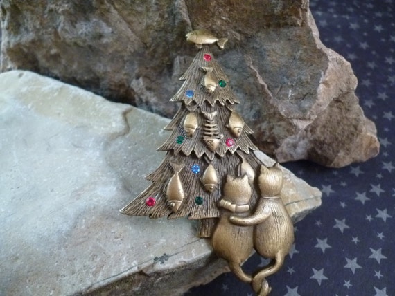 Perfect Cat Fantasy Christmas Whimsical Signed JJ (Jonette) Vintage Fish Decorated Christmas Tree Pin | Antiqued Brass | Book Piece