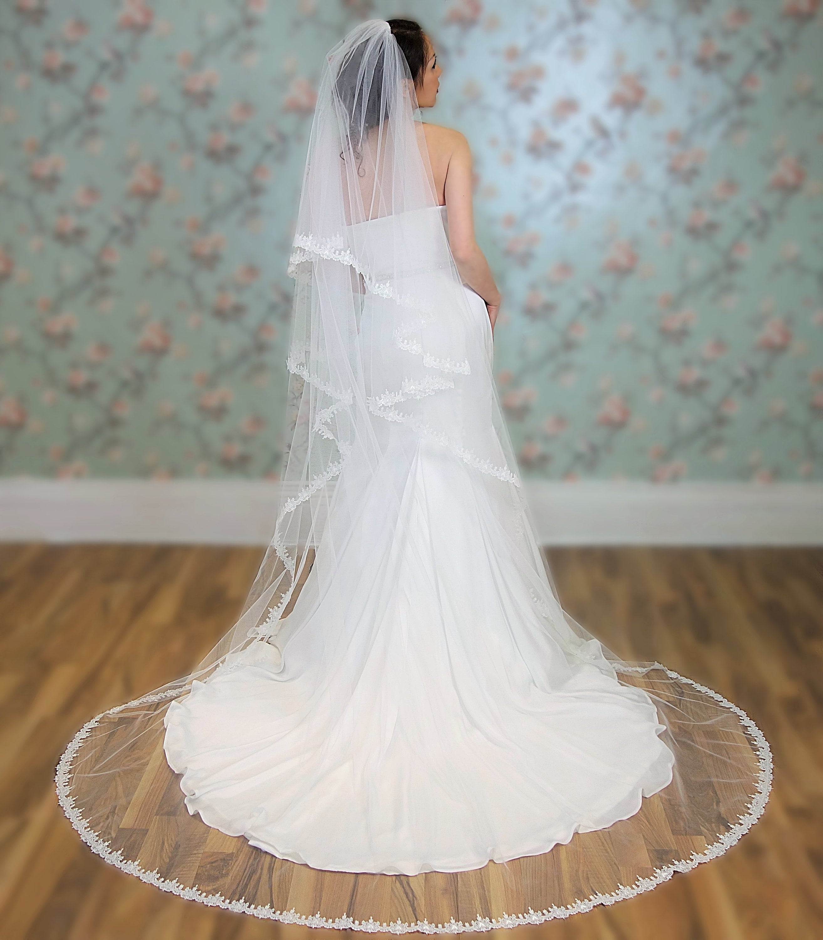 2 Tier, Celtic Claddagh Hearts Lace Bridal Veil, Blusher 