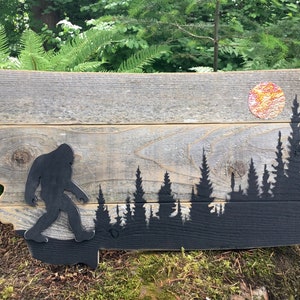 Montana Sign, Bigfoot Decor, Bigfoot Art, Sasquatch, Sasquatch Sign, Bigfoot, Sasquatch Gifts, Bigfoot Gifts,Sasquatch, Bigfoot Gift