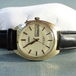 Russian watch Slava Goldplated-27jewels,Vintage Men&#39;s watch,Retro watch,Wristwatch,Black watch,Mechanical watch,Working watch,Old watch