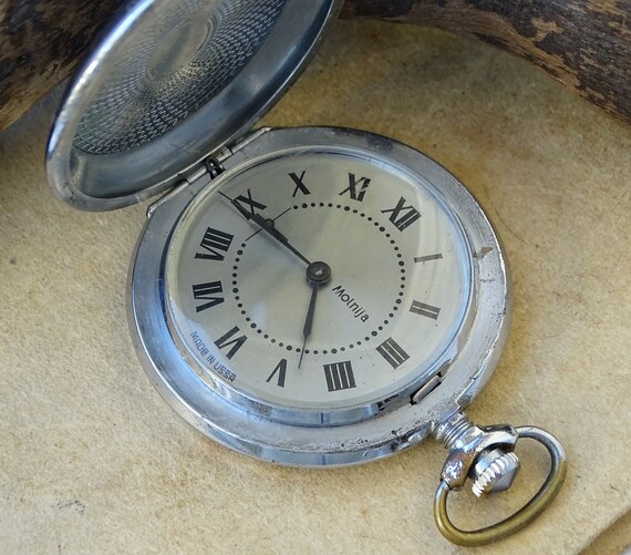 Rare Vintage pocket watch Molnija Hunter Silver dial … - Gem