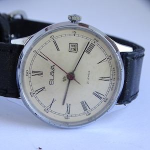 Vintage watch Slava with date window, Vintage Men's watch, Retro watch, Wristwatch Mechanical, Working watch, Old watch