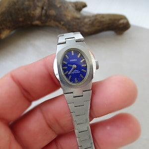 Vintage Ladie&#39;s watch Chaika-17jewels, Antique women&#39;s watch,Mechanical wristwatch,Watch bracelet,Retro, Working,Silver watch,Blue watch
