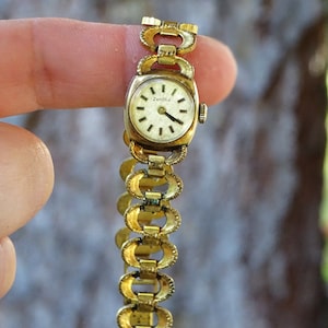 Vintage Ladie&#39;s  watch Zentra, German women&#39;s watch, Mechanical wristwatch, Watch bracelet, Retro watch, Working Old watch, Vintage jewelry