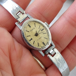 Vintage Ladie&#39;s watch Zaria,Russian women&#39;s watch,Mechanical wristwatch,Watch bracelet,Soviet vintage,Retro watch,Working,Metal band,USSR