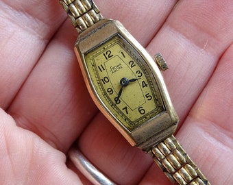 Vintage Stowa ladies mechanical winding gold plated watch VINTAGE RARE LUXURY GOLD PLATED LADIES GERMANY MECHANICAL  main image 2