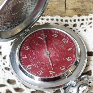 Rare Vintage Pocket Watch Molnija Red Rose Dial Men&#39;s Pocket Watch With Lid Working Retro Watch Molnia  Mechanical