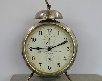 希少！稼動品　東ドイツ　ruhla 置き時計　目覚まし　アンティーク　GDR 希少！稼動品 東ドイツ ruhla 置き時計 目覚まし アンティーク
