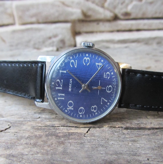 【後払い手数料無料】 Pobeda, Watch Vintage Men's Watch Retro Watch, Wrist アナログ（手巻き）