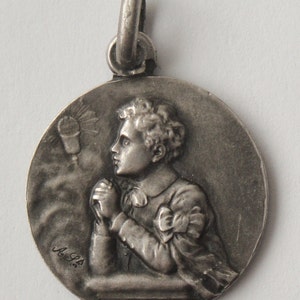 Antique Religious Solid Silver Medal First Communion