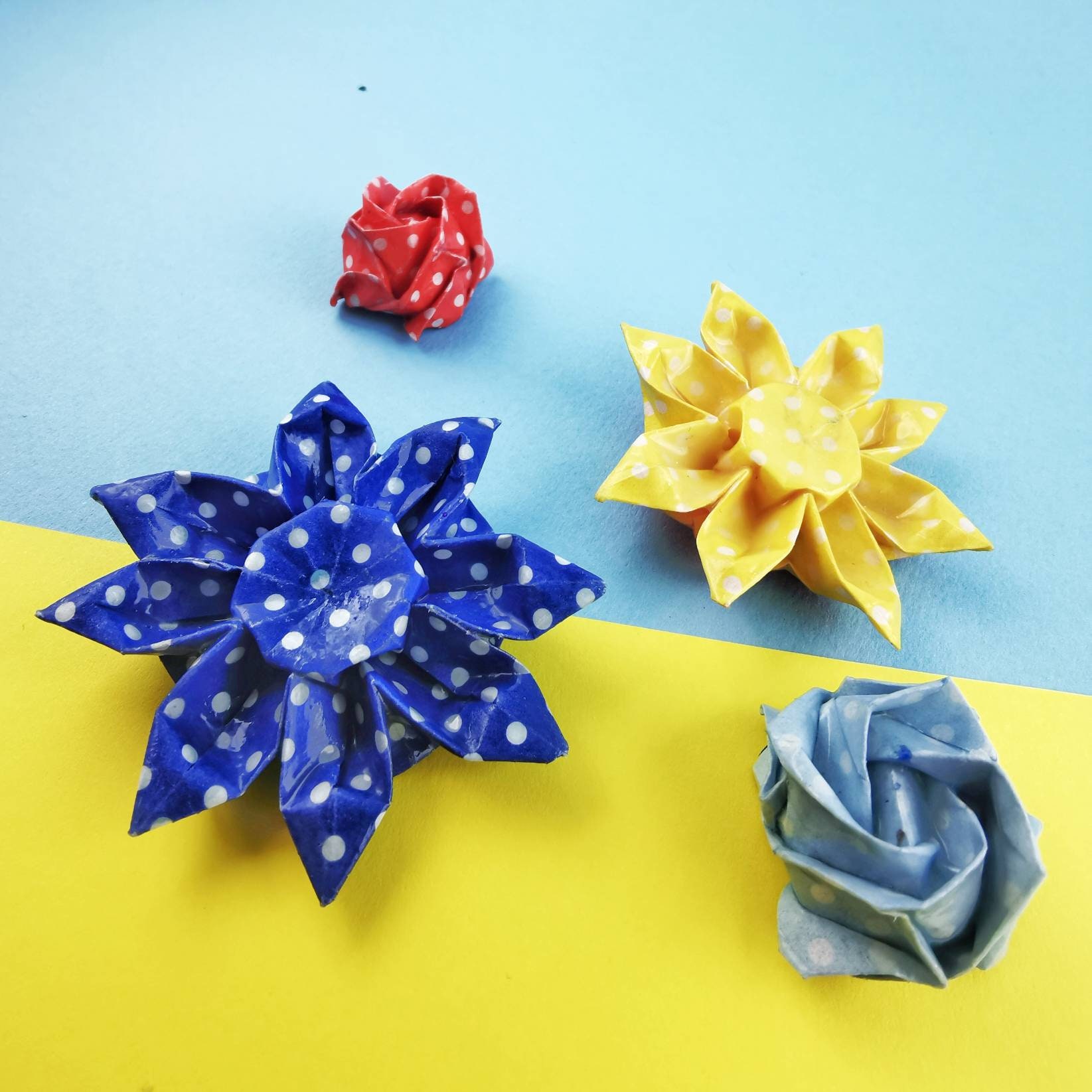 Aimant en Origami - Fleur Papier Durci Rose ou Marguerite Collection Pois